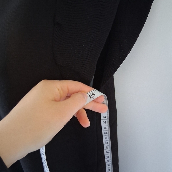 Massimo Dutti/ Black Ruffle Sleeve Top/ Stretchy/ Size US S - Picture 4 of 15